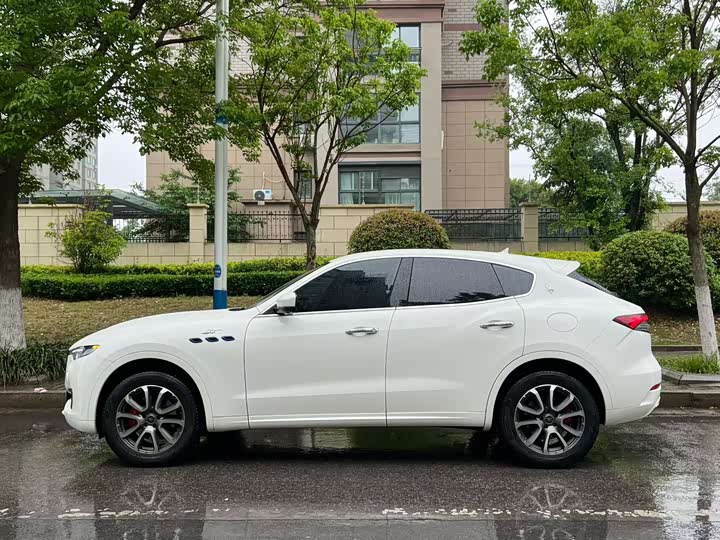 Maserati Levante 2022 2022款 2.0T GT锋芒版