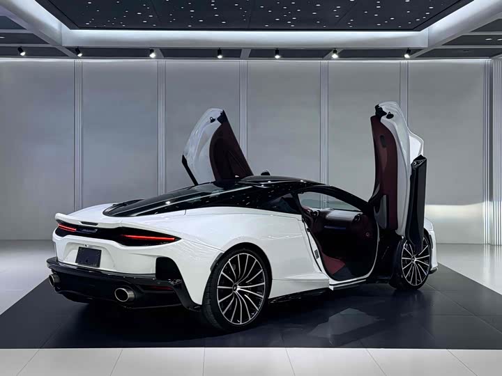 McLaren GT 2023 2023款 4.0T 标准型