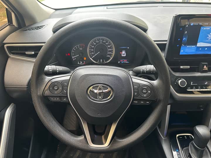 Фото 7 - Toyota Corolla Cross