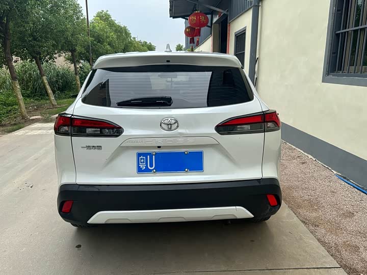 Фото 8 - Toyota Corolla Cross