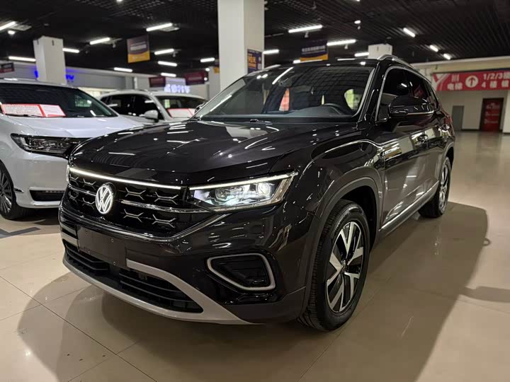 Фото 1 - Volkswagen Tayron