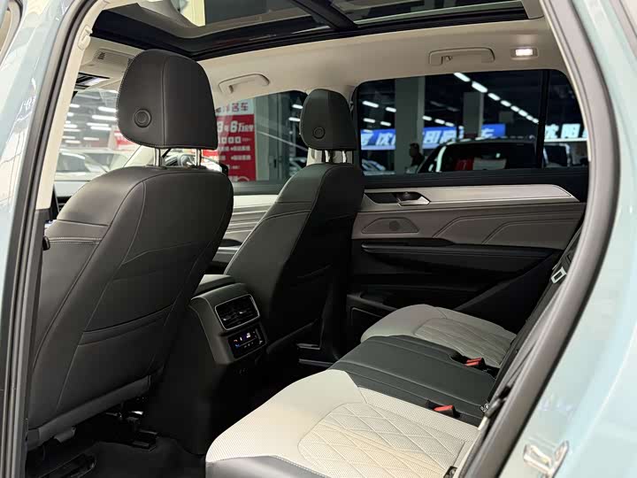 Volkswagen Tavendor 2023 2023款 380TSI 四驱R-Line巡游版