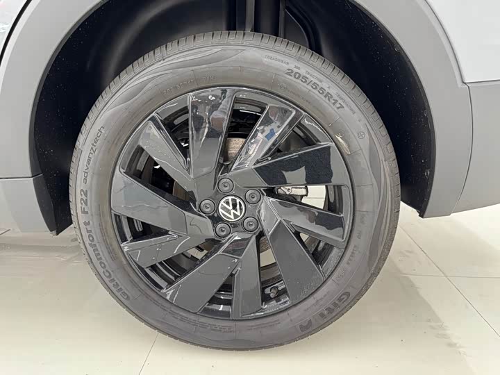 Volkswagen Tharu 2026 2026款 新锐 1.5L 锐意版