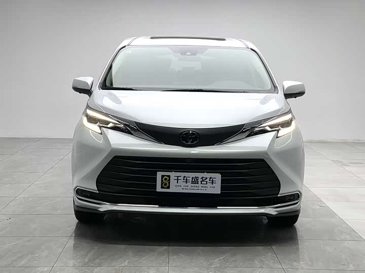 2026 Toyota Sienna