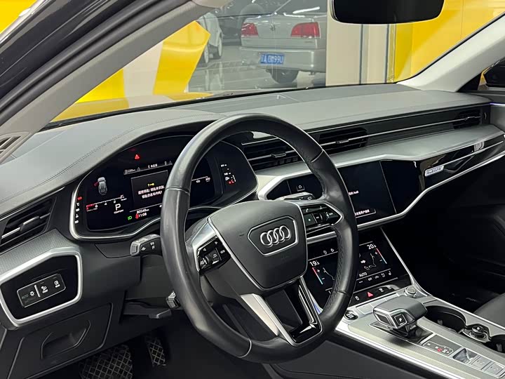 Фото 7 - Audi A6