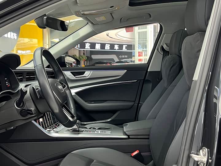 Фото 8 - Audi A6