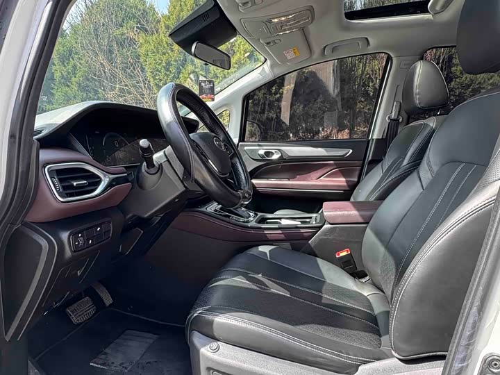 GAC Trumpchi M6 2021 2021款 PRO 270T DCT豪华版