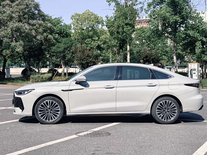 Chery Fulwin A8L 2025 2025款 1.5TGDI 145km 豪华型