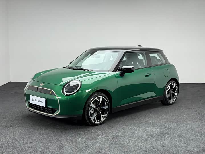 Mini Cooper 2024 2024款 452km COOPER SE 艺术家
