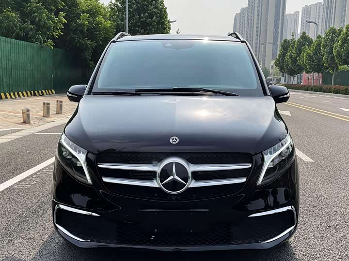 Mercedes-Benz V-Class 2022 2022款 V 260 尊贵版