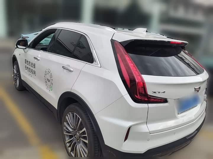 Cadillac XT4 2024 2024款 改款 28T 两驱尊贵型