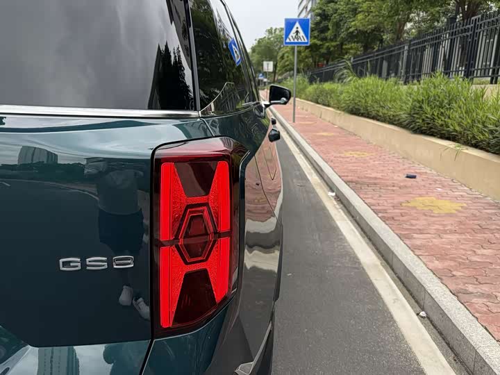 Фото 9 - GAC Trumpchi GS8