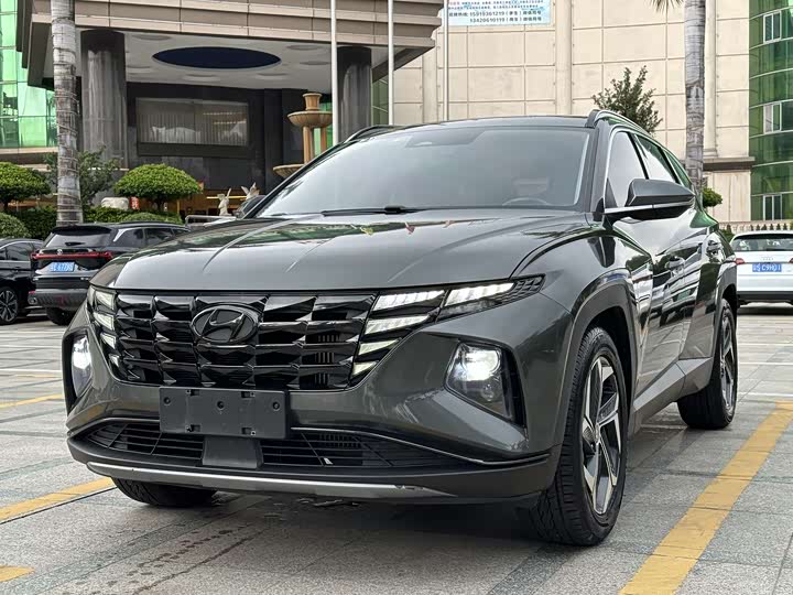 Hyundai Tucson L 2023 2023款 途胜L 1.5T 自动两驱LUX尊贵版