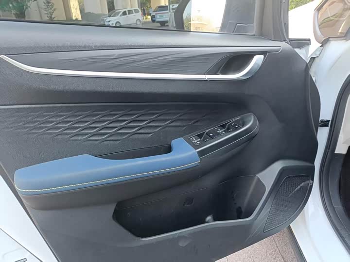 Geely Geometry EX3 2021 2021款 功夫牛牛