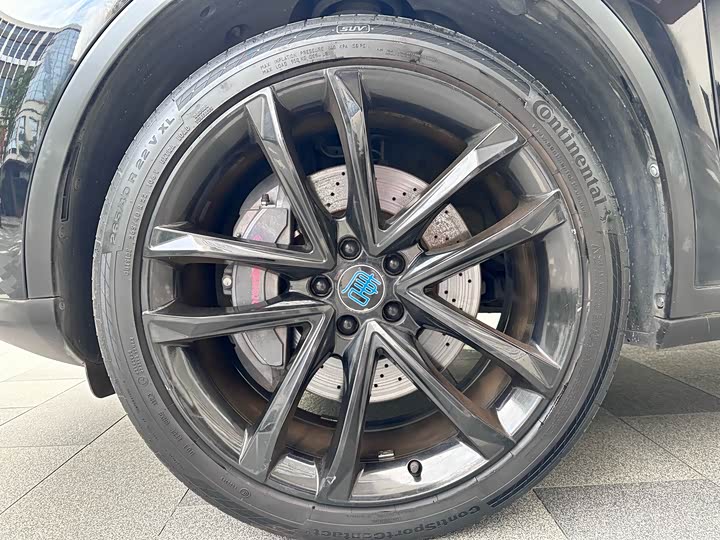 Фото 9 - BYD Tang Hybrid/EV