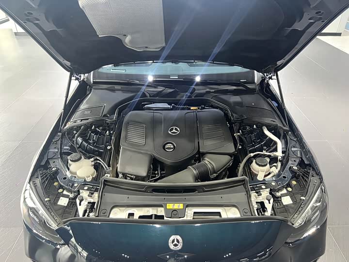 Zdjęcie 5 - Mercedes-Benz C-Class