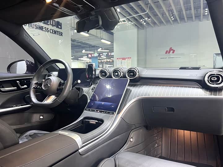 Zdjęcie 7 - Mercedes-Benz C-Class