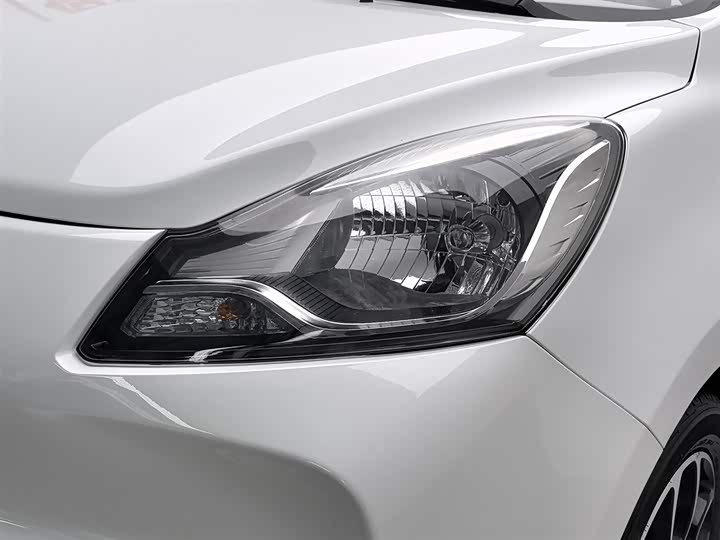 Changan BenBen E-Star 2022 2022款 国民版 多彩限量款（快充版）磷酸铁锂