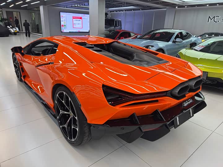 Lamborghini Revuelto 2023 2023款 6.5L PHEV标准版