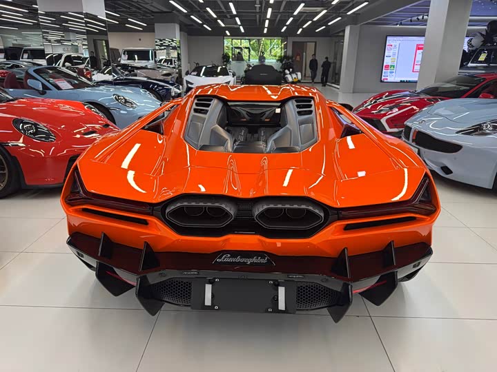 Lamborghini Revuelto 2023 2023款 6.5L PHEV标准版