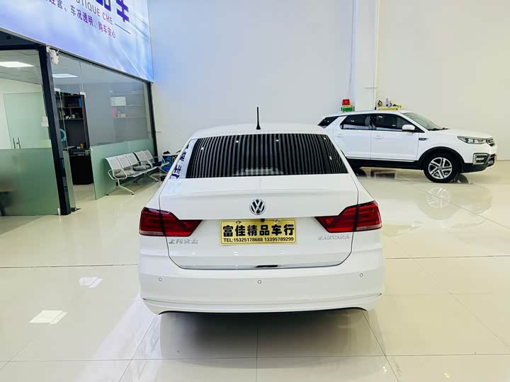 Фото 4 - Volkswagen Santana