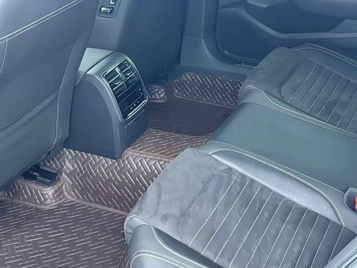 Фото 9 - Volkswagen Magotan
