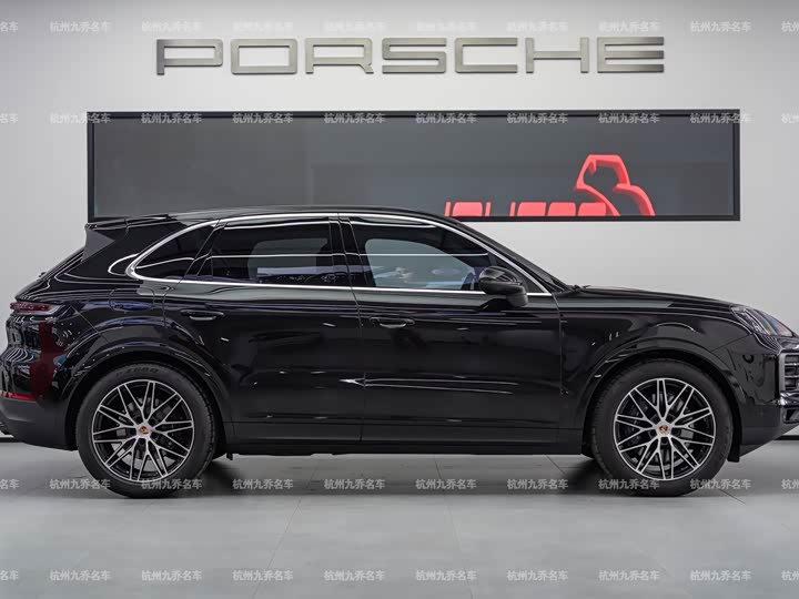 Porsche Cayenne 2025 2025款 Cayenne 3.0T 逐梦版