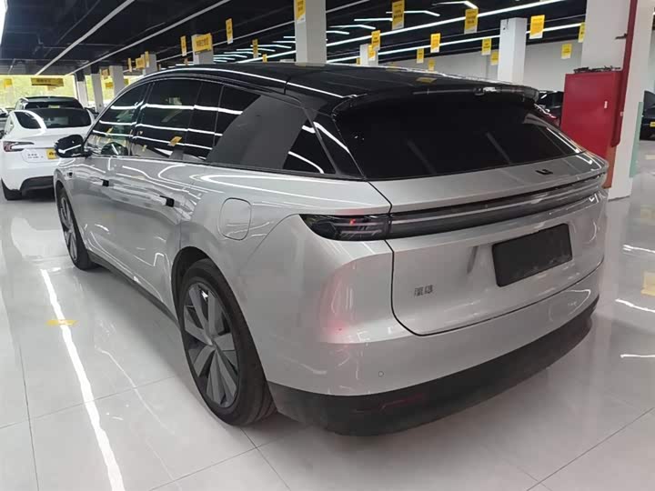 LiXiang i6 2025 2025款 四驱标准版