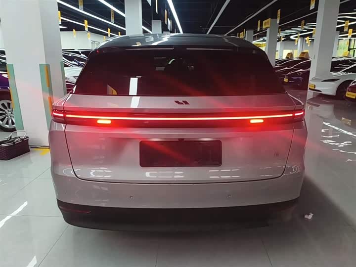 LiXiang i6 2025 2025款 四驱标准版