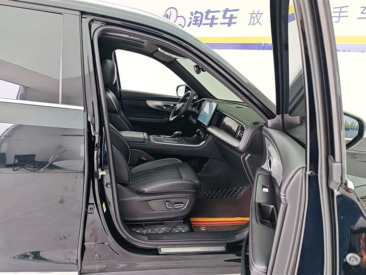 Фото 8 - GAC Trumpchi GS8