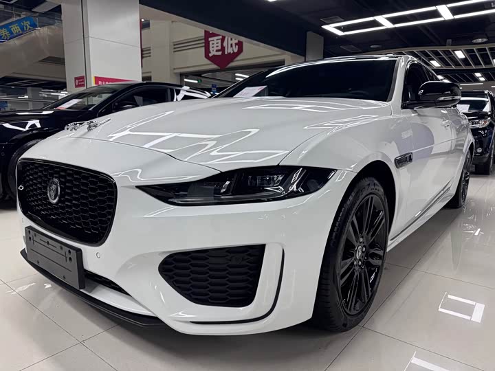 Jaguar XE L 2025 2025款 2.0T 250PS R-DYNAMIC 90周年典藏版