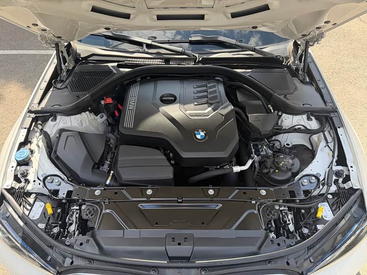 Фото 9 - BMW 3 Series