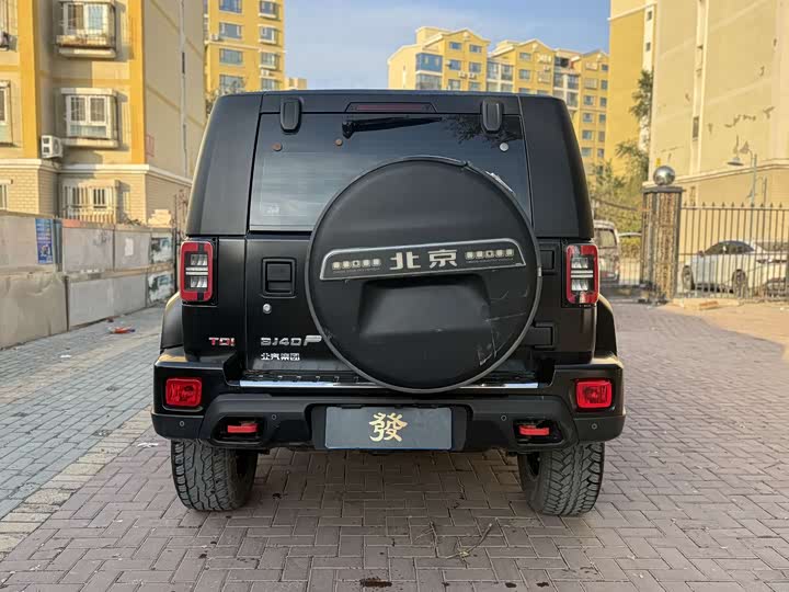 BAIC Beijing BJ40 2021 2021款 2.0D 自动四驱刀锋英雄版侠客型
