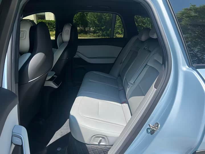 Фото 8 - Nio ES6