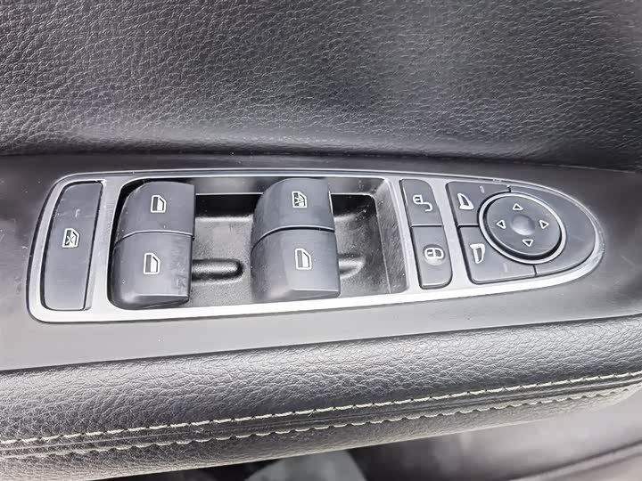 BYD Song Max 2021 2021款 升级版 1.5T 自动豪华型 7座