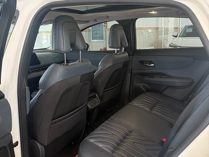Фото 7 - Nissan Ariya EV