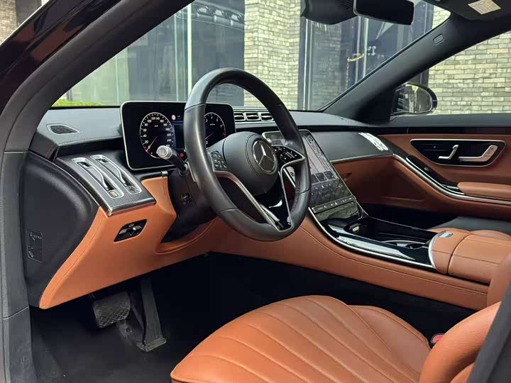 Zdjęcie 8 - Mercedes-Benz S-Class