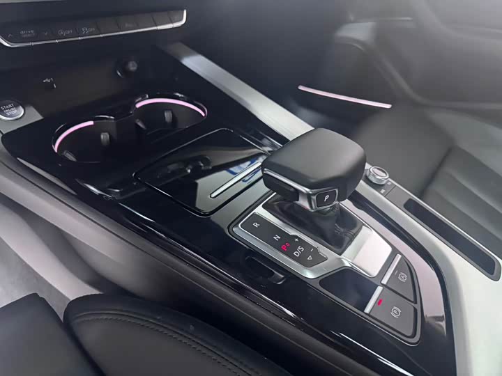 Audi A5 2024 2024款 Sportback 40 TFSI 时尚动感型
