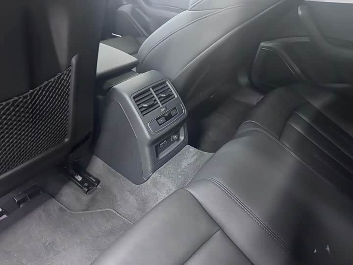 Audi A5 2024 2024款 Sportback 40 TFSI 时尚动感型