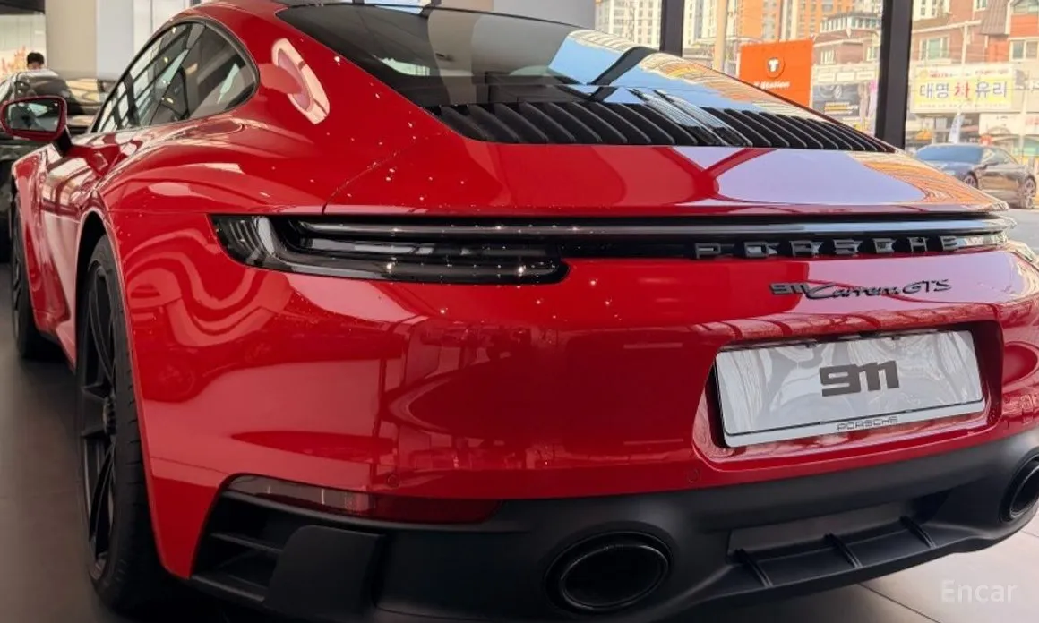 Фото 2 - Porsche 911