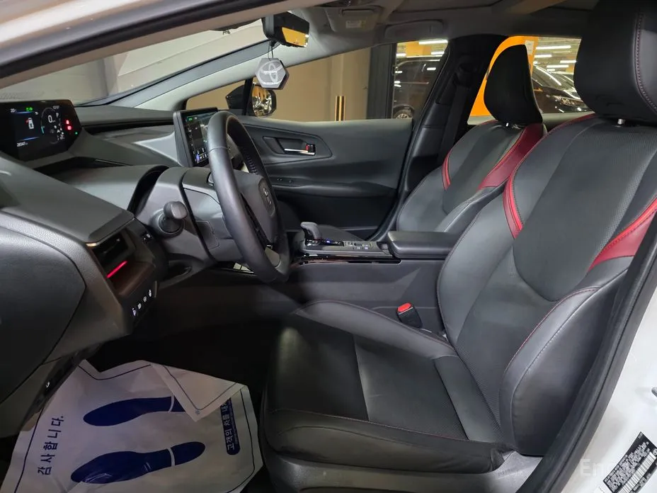 Toyota Prius 2023 2.0 PHEV XSE
