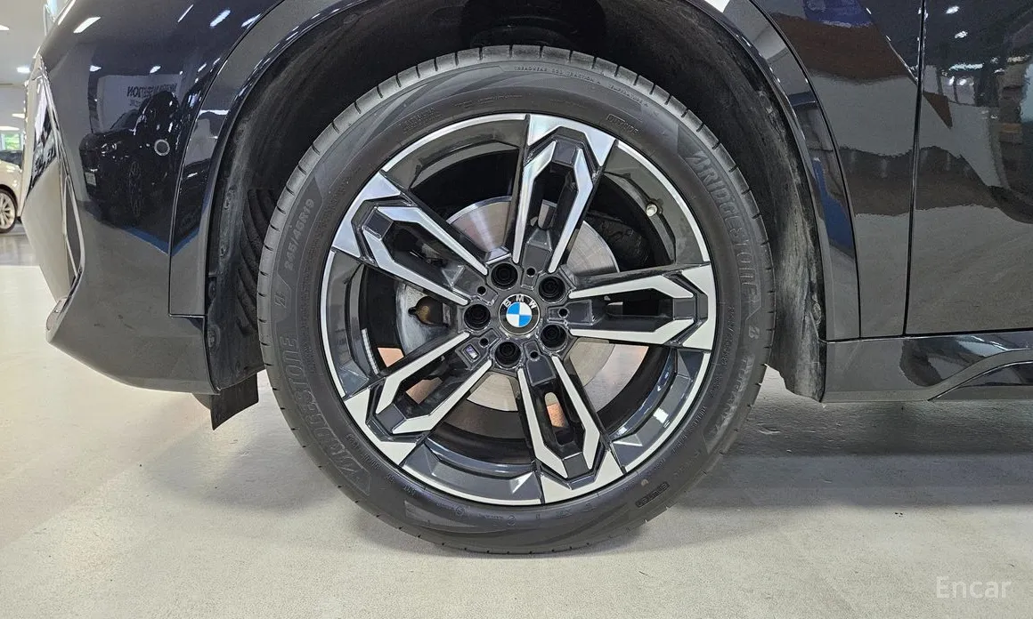 2023 BMW X1