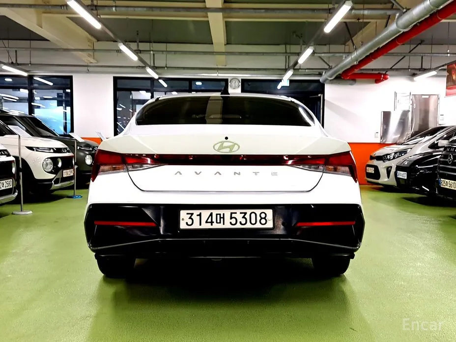 Hyundai Avante 2023 1.6