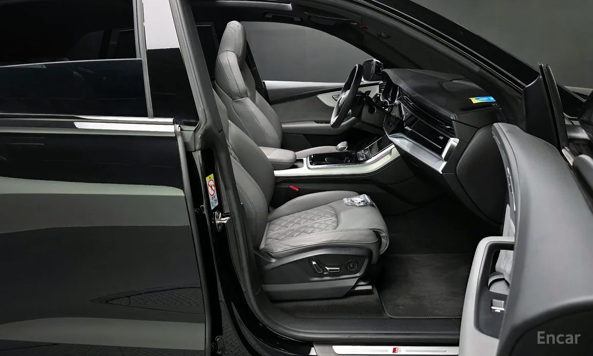 Audi Q8 2018 55 TFSI Quattro Premium