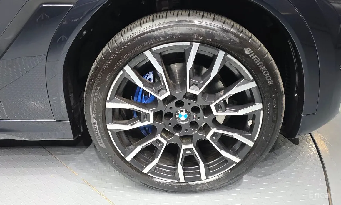 Фото 21 - BMW X6