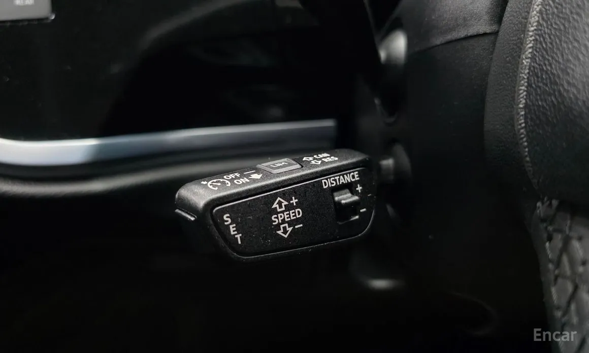 Audi Q3 2018 40 TFSI Quatrro Sport Back