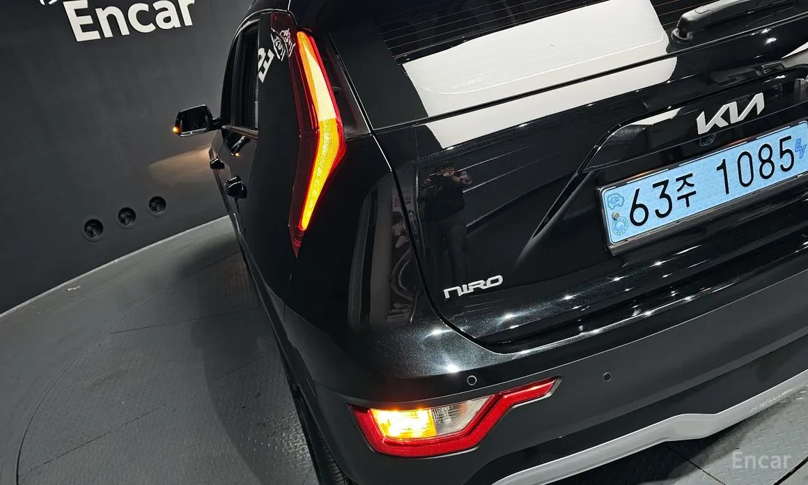 Zdjęcie 23 - Kia Niro