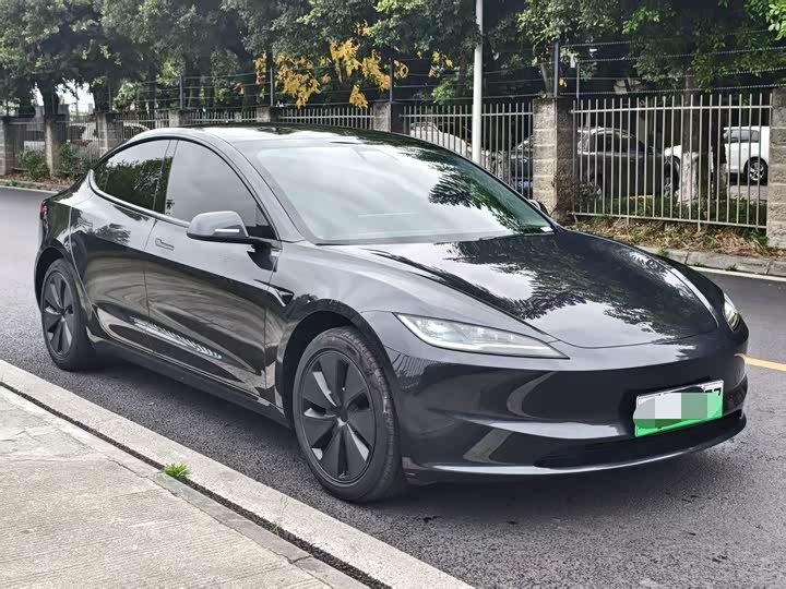 Tesla Model 3 2025 2025款 后轮驱动版