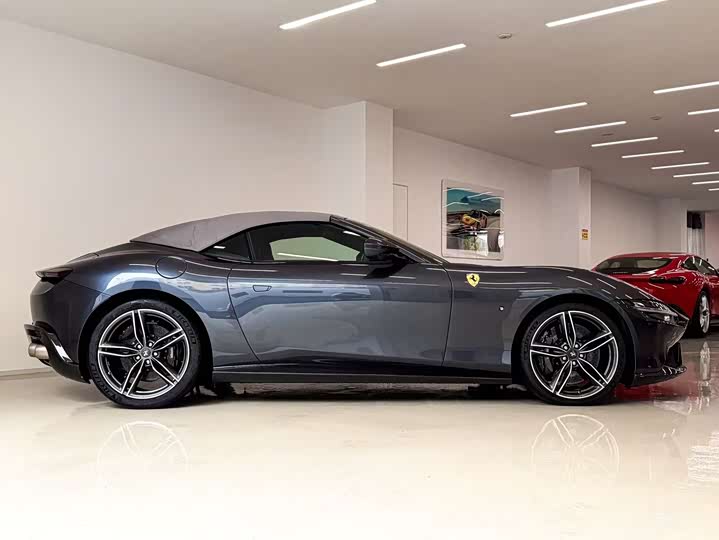 2023 Ferrari Roma