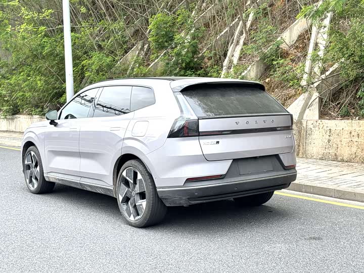 Volvo XC70 Hybrid 2026 2026款 四驱超长续航Plus